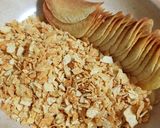 A picture of step 2 of Potato Chips Chicken.