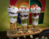 ફ્રૂટ એન્ડ યોગર્ટ પારફેટ (fruit and yogurt Parfait recipe in gujarati) રેસીપી સ્ટેપ4ફોટો