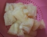 Foto langkah ke 3 dari resep Singkong Goreng Empuk.