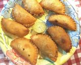 A picture of step 10 of Chicken moon samosa.