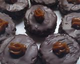 Foto del paso 5 de la receta: Alfajores de Dulce de Leche y Chocolate con Masa de Chocolinas
