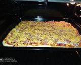 A picture of step 9 of Chicken Macon barbeque pizza.