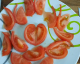 Foto del paso 1 de la receta: Tomate en "ensalada tierra, mar y aire"