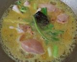 Foto langkah ke 4 dari resep Soto Ayam Kuah Santan.