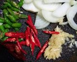 Foto langkah ke 2 dari resep Udang Pedas ala Warteg.