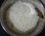 A picture of step 2 of Tomato rice.