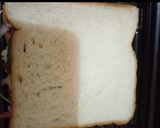 A picture of step 3 of Paneer and mix veg peri peri toast.