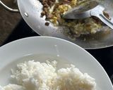 Foto langkah ke 1 dari resep Nasi Goreng Rendang.