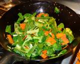 Foto del paso 3 de la receta POLLO CHOW MEIN. JON STYLE