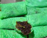 Foto langkah ke 5 dari resep Dadar Gulung Unti Kelapa Durian.