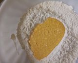 A picture of step 3 of Vanilla Cupcakes/Chocolate cake.