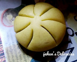 A picture of step 4 of Chocolate Flower Cookies.