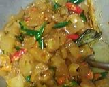 Foto langkah ke 2 dari resep Kikil kecap cabe ijo.