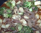 Foto del paso 5 de la receta: Sobras del refrigerador, guisado con barbacoa de res