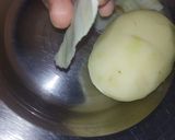 A picture of step 1 of Crispy Potato Chips.