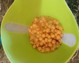 Foto del passaggio 3 della ricetta Spaghetti allo Zafferano e Crema di Ceci con Speck Croccante