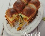 A picture of step 5 of Chicken Cheese Sliders.