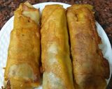 A picture of step 3 of Chicken spring roll.