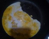 Foto langkah ke 2 dari resep Scrambled Egg.