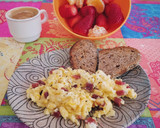 Foto del paso 3 de la receta: Huevos revueltos con jamón