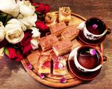 عکس مرحله 1 از دستور چای گل سرخ