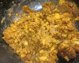 A picture of step 4 of Mumbai Pav Bhaji.