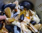 Foto del paso 4 de la receta: Cocimiento de Mariscos 🦪🦑