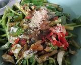 รูปขั้นตอนการทำที่ 1 ของ ผัดผักบุ้งหมู🍽️