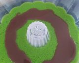 Foto langkah ke 6 dari resep Puding Pandan Lumut Tiramisu.