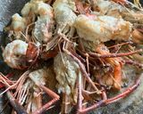 รูปขั้นตอนการทำที่ 3 ของ “กุ้งก้ามกรามทอดเกลือ” 🦐🦐🦐