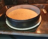 A picture of step 4 of Almond and Chocolate Cake.