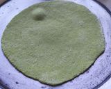 A picture of step 5 of Methi roti.