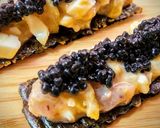 Foto del paso 2 de la receta 83.🥚Aperitivo de huevo, aceitunas y anchoas sobre alga nori