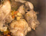 Foto del paso 3 de la receta: Pollo en salsa