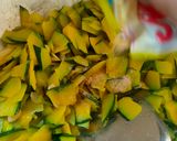 Foto langkah ke 4 dari resep Tumis Labu Kuning.