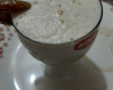 A picture of step 1 of Apple dates smoothie.