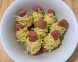Foto langkah ke 3 dari resep Sosis Gulung Mie.