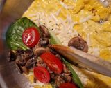 Töltött, zöldséges-sajtos omlett recept fázis 5 fotója