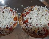 A picture of step 4 of Leftover mini roti pizza.