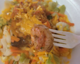 Foto del paso 4 de la receta: Atún y camarones en salsa ranchera y vegetales