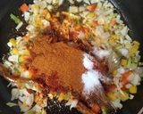 વેજ તવા પુલાવ (Veg Tawa Pulao Recipe In Gujarati) રેસીપી સ્ટેપ3ફોટો