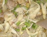 Foto langkah ke 4 dari resep Ayam jamur masak capcay.