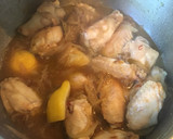 Foto del paso 4 de la receta: Pollo con cebolla al limón