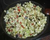 Foto del paso 6 de la receta Mosaico de pisto, potón y langostinos