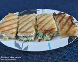 A picture of step 4 of Grilled spinach and corn sandwich.