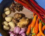 Foto langkah ke 1 dari resep Ceker Ayam Pedas.