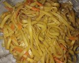 Foto langkah ke 4 dari resep Mie goreng.