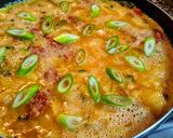 Foto del paso 2 de la receta: TORTILLA Española 🍲con Txistorra y Cebolla larga...!😜