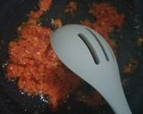 Foto langkah ke 3 dari resep Mie Pedas Tumis.