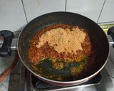 A picture of step 9 of Aloo Matar Curry.